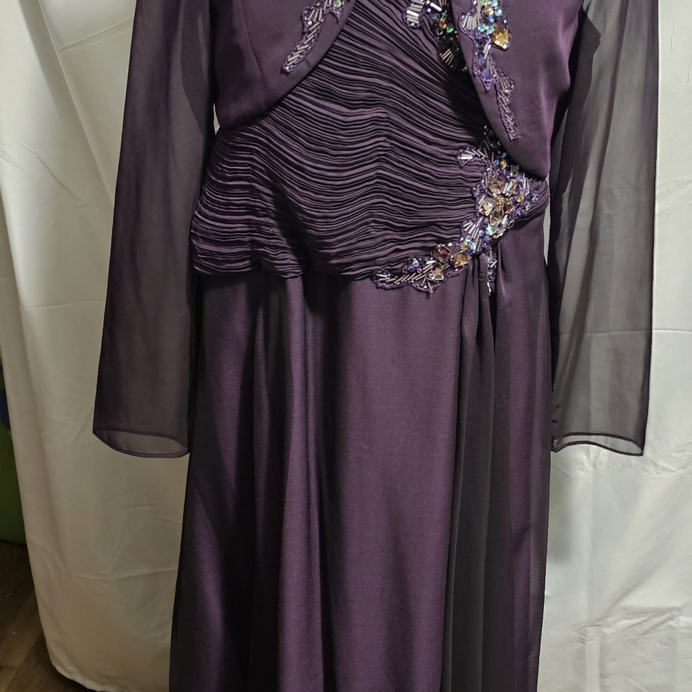 IGNITE EVING 2 pic.ladys long Purple dress. Formal dress.